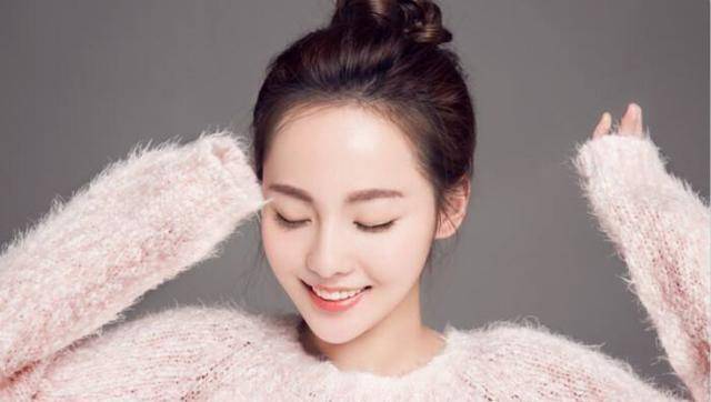 她曾经是杜淳前女友,与圈外老公一见钟情,如今被宠成公主_张嘉倪_琼瑶