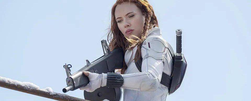 斯嘉丽状告迪士尼,网友:支持寡姐讨薪?_is_to_诉讼