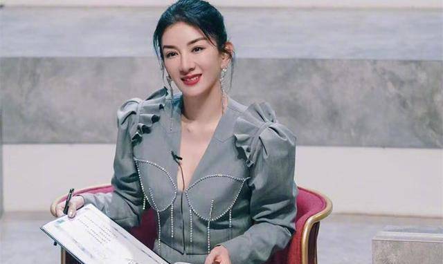 《怦然再心动》时,想不到又遇到一个"渣男";就是综艺中跟她约会的律师