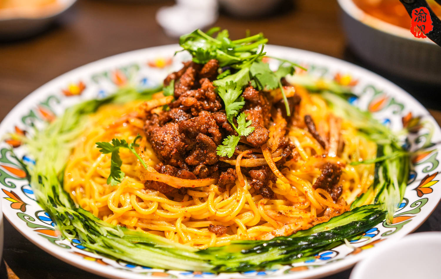 朋友带我来到3号仓,点了6道菜全是地道美食_口感_黄面_烤肉