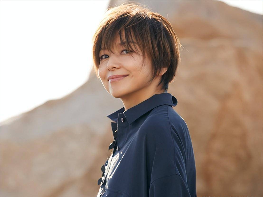 中文名:山口智子★日语名:山口智子(やまぐち ともこ)★生日:196昴 