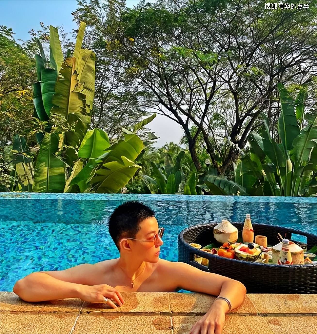 原创            和阿娇传绯闻的皇甫圣华：曾多次陷三角恋，让郭碧婷做“小三”？-皇甫圣华家境