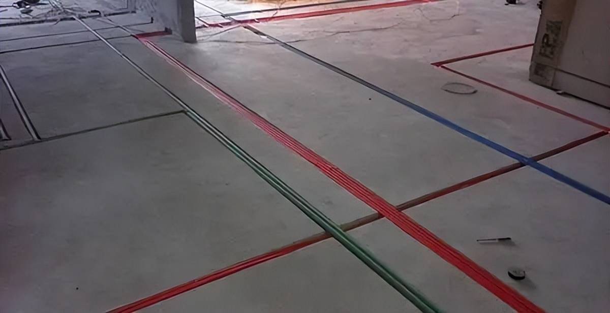 水电布线,老公坚持不肯地面开槽走线,电工直呼:遇到内行人了_维修