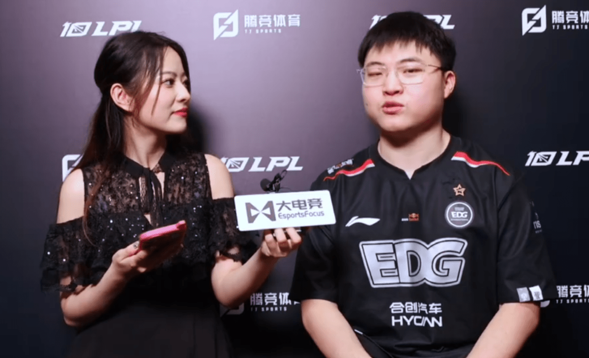 雷竞技资讯：Uzi你是我偶像啊！T1两连胜后小吕布喊话小狗太感人
