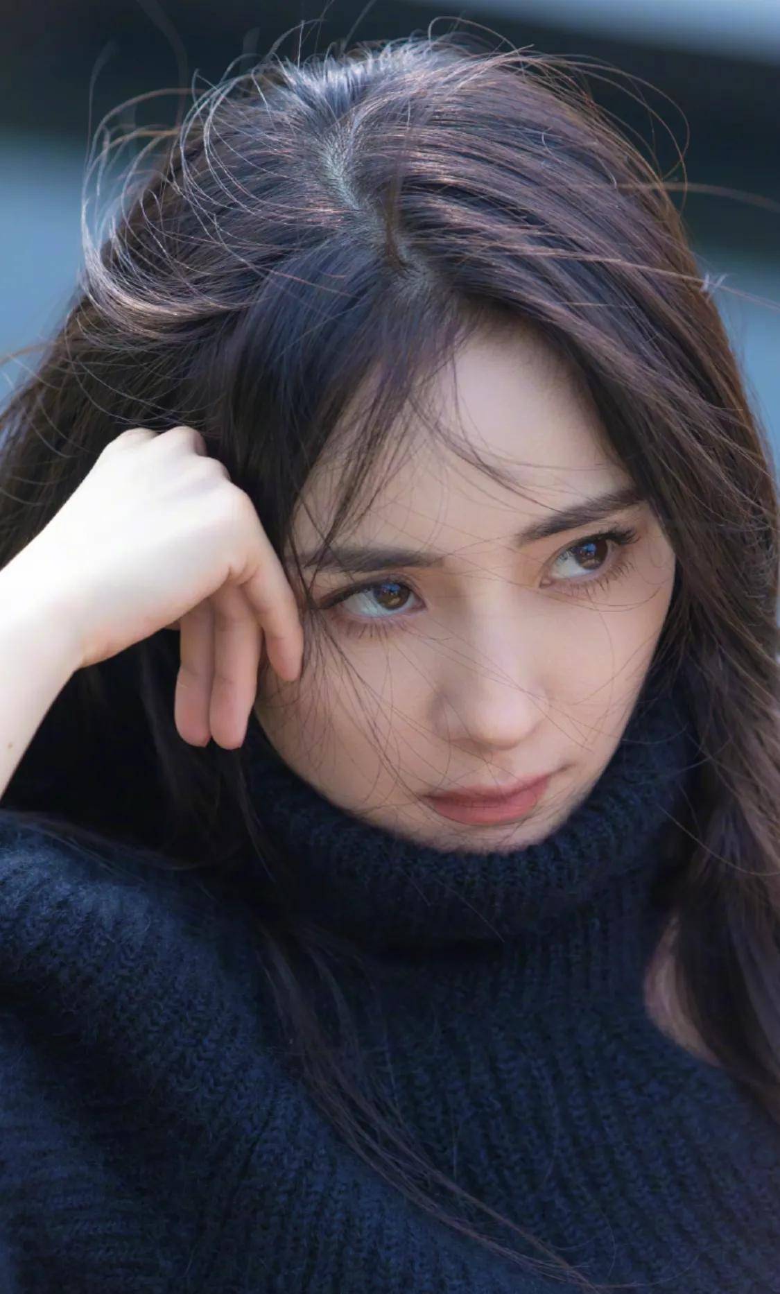 夏日的微风轻轻吹过,看见杨幂酷酷的笑容_作品_镜头_魅力