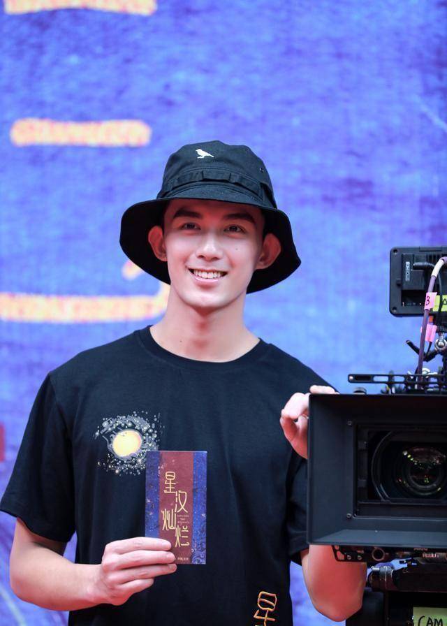 吴磊"勇敢",新作够热!_流量_新剧_故事