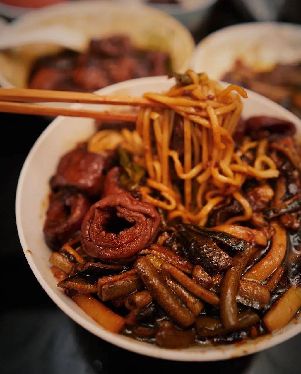 99店铺推荐:黄毛鸭绞面:平安路212号苏晓英酥鸭大面:祥和社区北2门