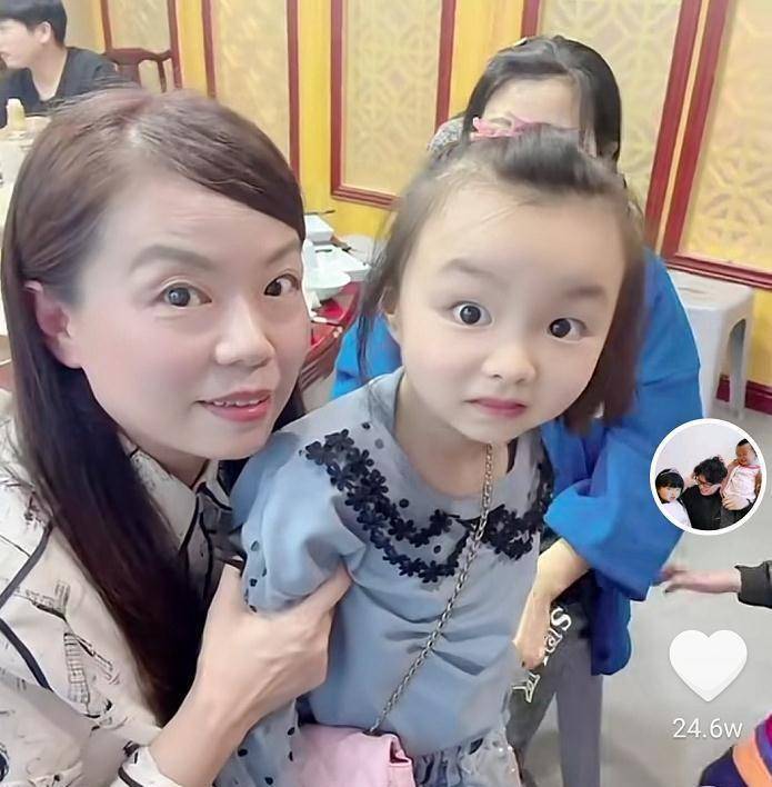 许敏带悦悦逛游乐场,姚师兵全程陪伴,奇奇:拼出城堡让奶奶居住_田静