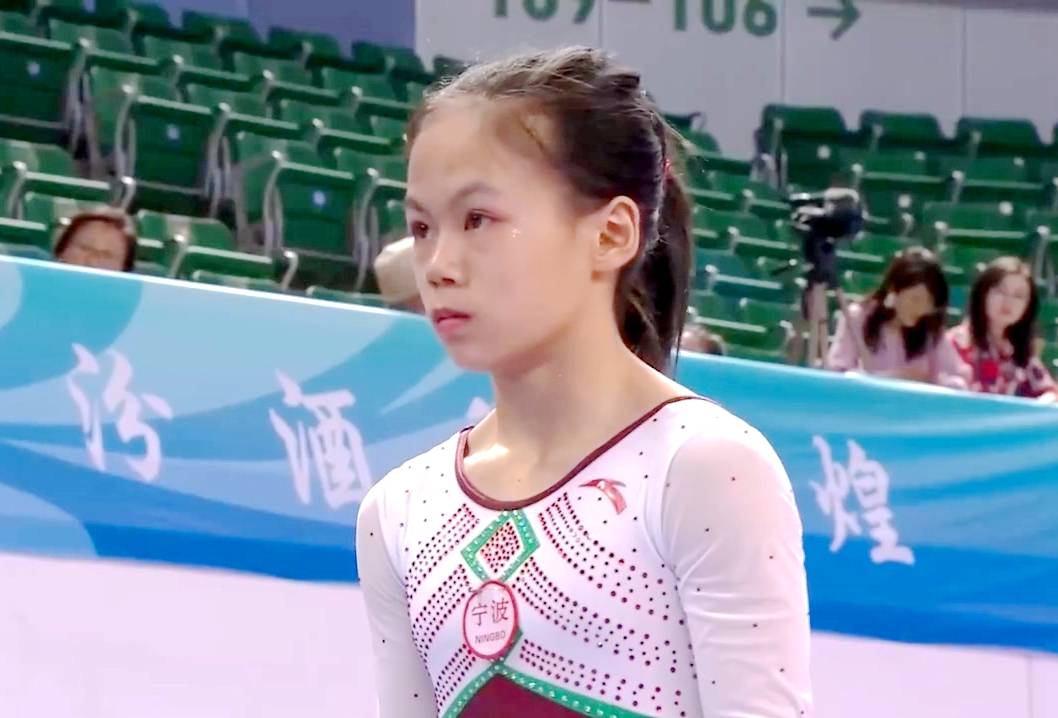 中国体操又一天才少女横空出世,年仅16岁_张清_金牌_亚锦赛