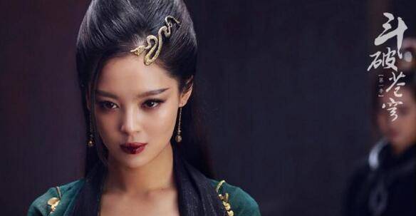 有一种惊艳叫娜扎变成美杜莎,颠覆之前小雪形象完爆剧版辛芷蕾_作品