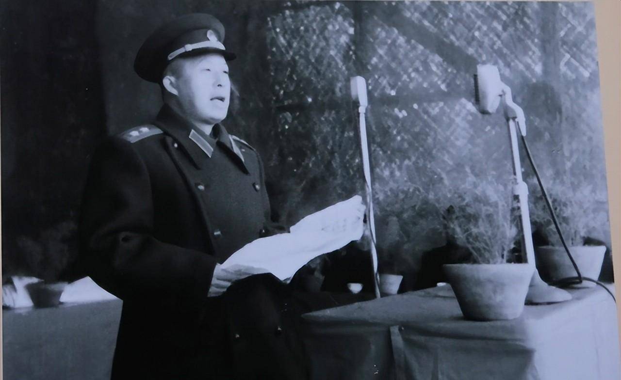 为了执行整顿,以莫文骅为组长,由姚国民, 贺晋年,邱相田等参加的整顿