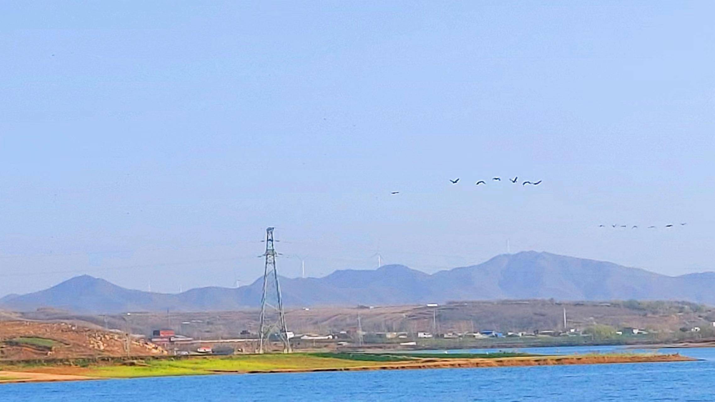 葉縣旅遊:燕山水庫,沙灘椰樹晚風,桃紅柳綠碧水_防洪_寶安_朋友