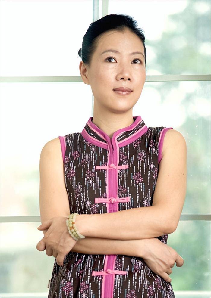 "财经女侠"叶檀:与丈夫跨国分居不生孩子,患乳腺癌后她后悔吗_工作