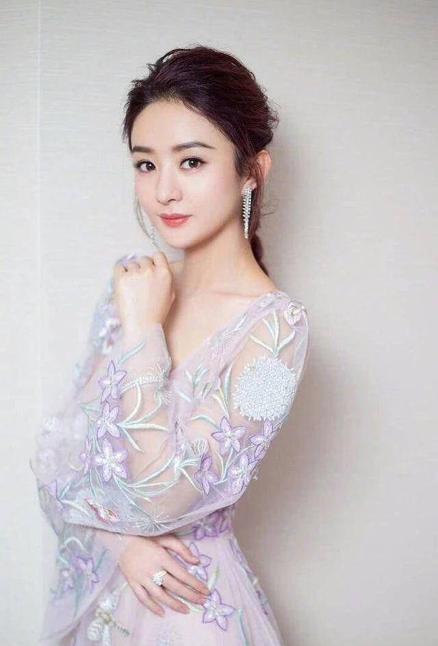 聚餐不同框,颖宝疑刻意回避率先离开_陈若轩_开心_时间差