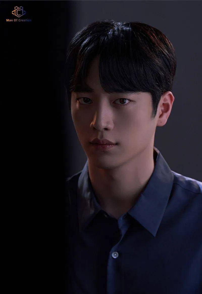 徐康俊(1993.10.12)下面就跟小编一起来看看5urprise成员们的近况 !!