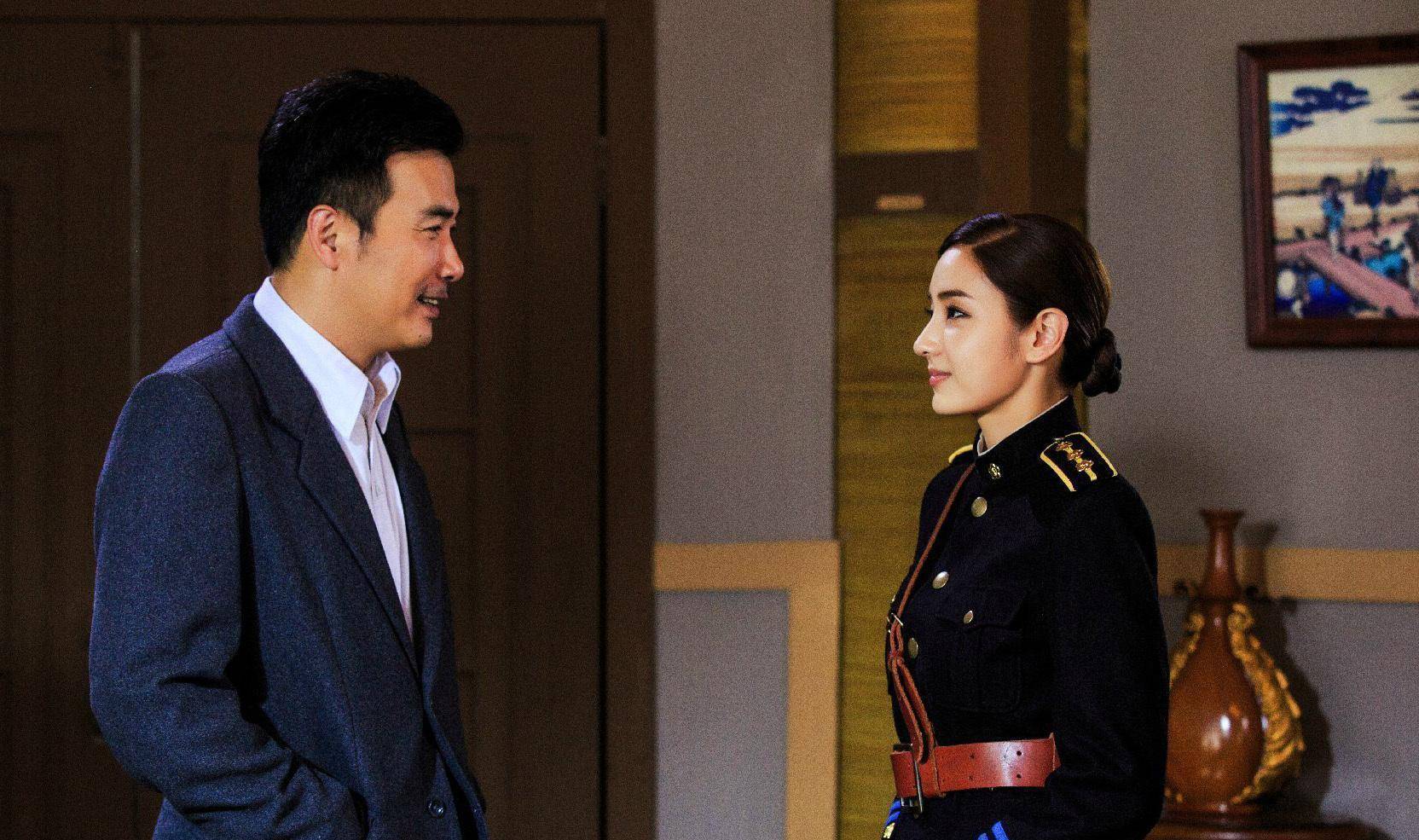 他是北电满分学霸,没有经纪人,不拍爱情片,《胜算》至今未播!