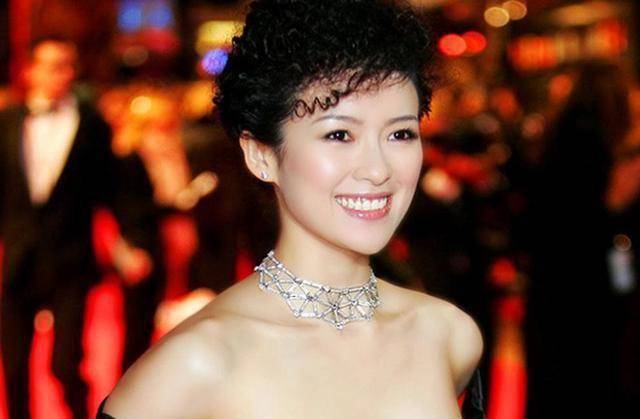 章子怡点赞《夺冠》认可巩俐演技!网友:你快出来拍戏!_作品_角色_什么