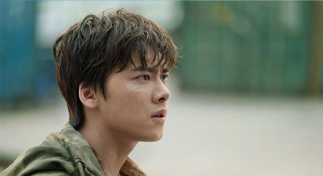 这部烧脑片,让李易峰从偶像变演员,超七成的戏在封闭环境_电影_韩延