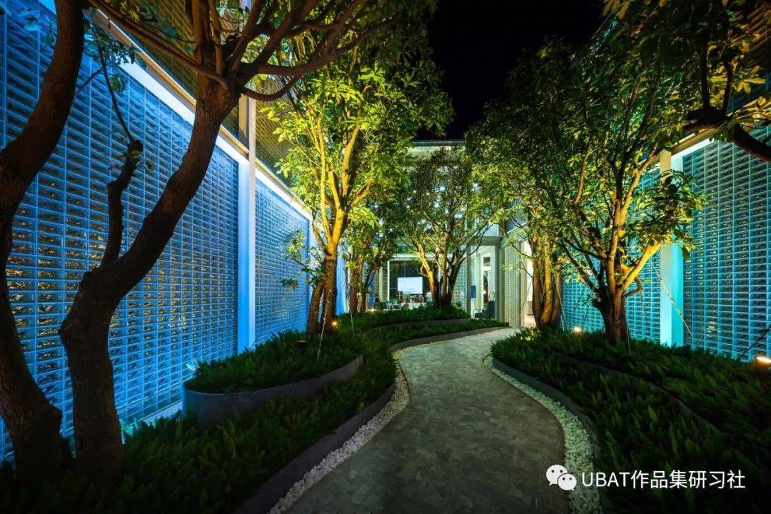 如何利用玻璃砖优势进行建筑设计