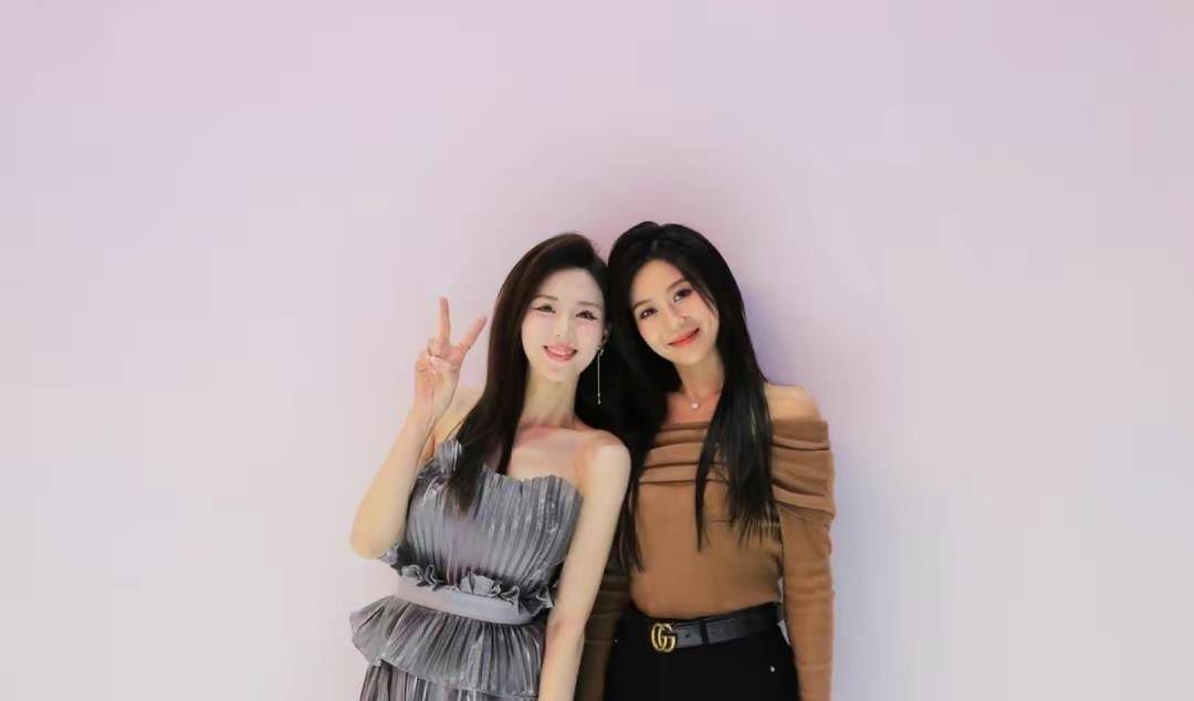 军旅出身,时尚女子是车模,1米8大长腿女子_雷蒙_张炎_原因