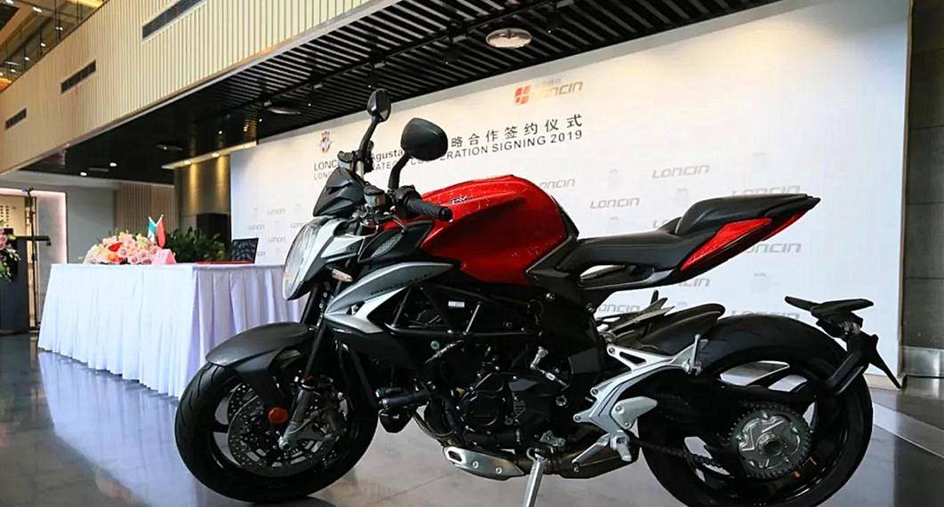 mv奥古斯塔这种几乎专门生产大排量价格高昂的摩托车品牌,不接触最