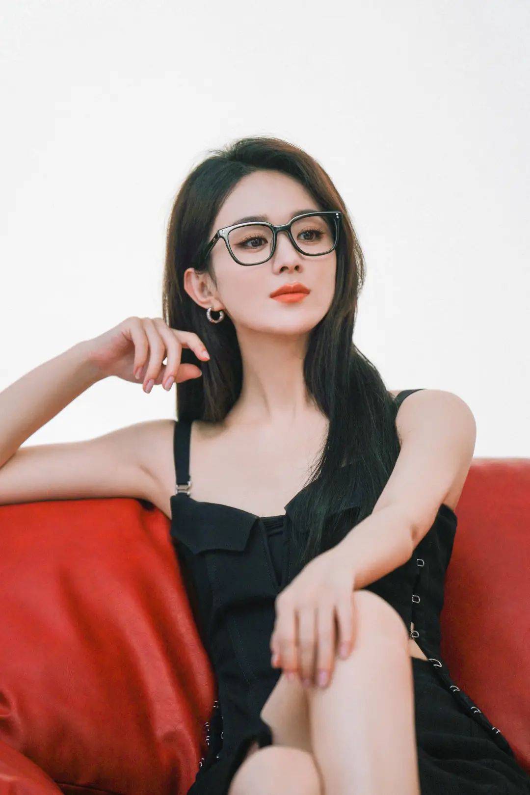 王一博,赵丽颖,朱一龙,金晨,徐梦洁_陈思诚_电影_凤行