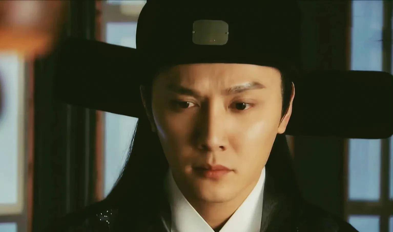 《天师钟馗》:每个单元都有美人,上哪找来这么多帅哥美女拍戏的_气质