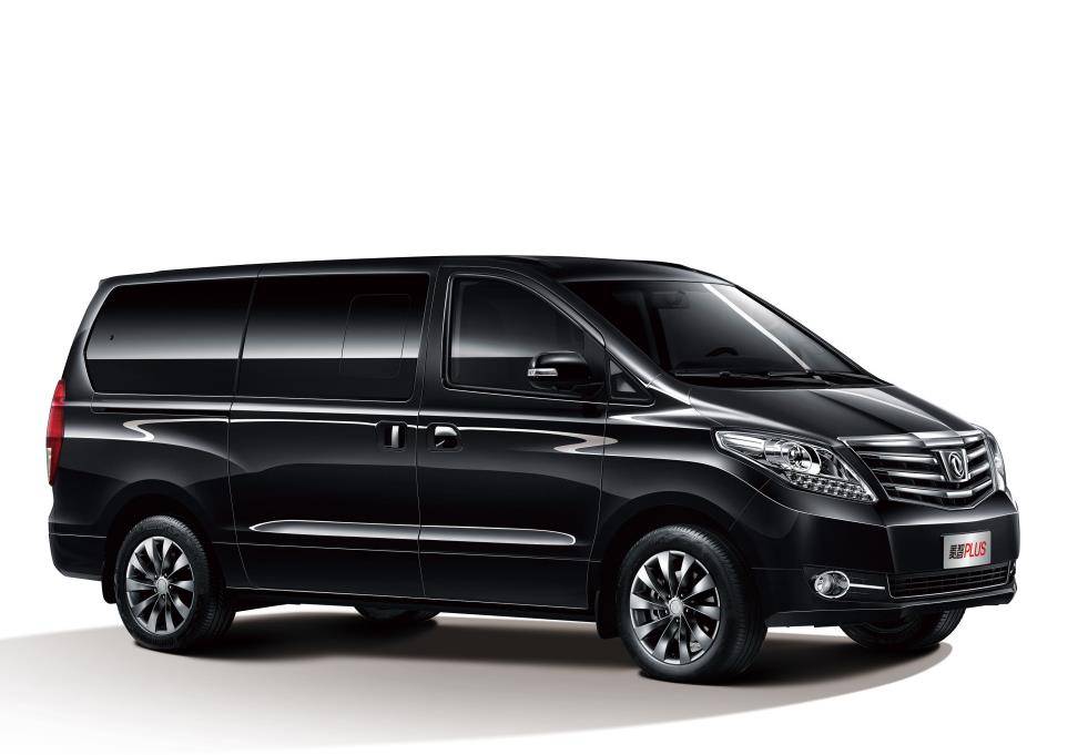 东风风行的最新款大mpv,车长超过5米1,自带双人大床,9.