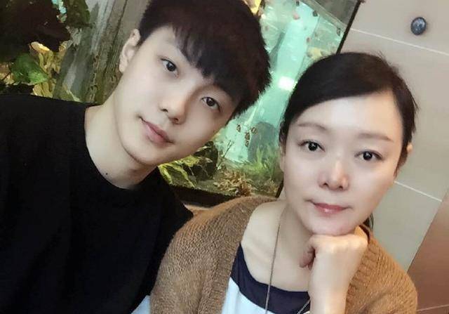 合同年,广东男篮会给胡明轩开出多少年薪呢?_周鹏_本赛季_时间