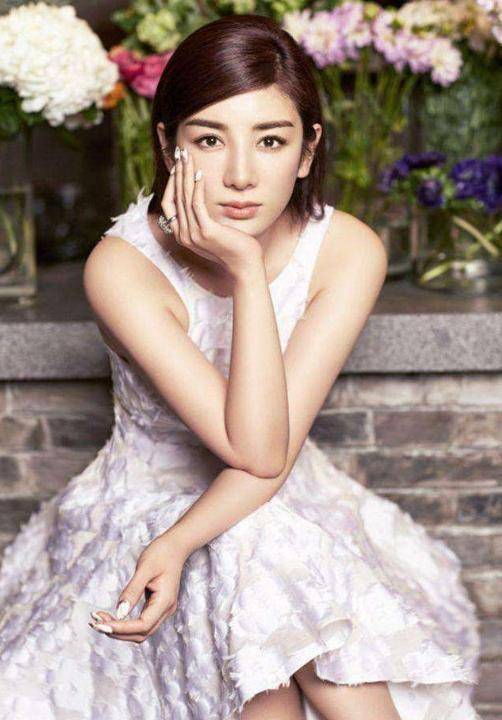 上错花轿的小燕子黄奕,因失败婚姻拖累,7年无戏可拍_表演_聂远_感情