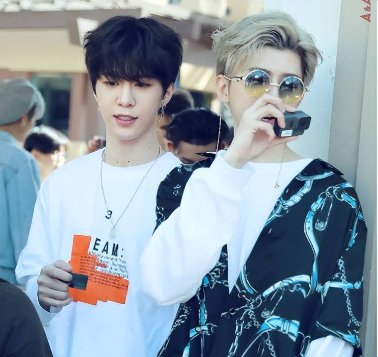 蔡徐坤及母亲迟迟没回应怀孕传闻,能否学陈飞宇陈红想出对策渡劫_明星