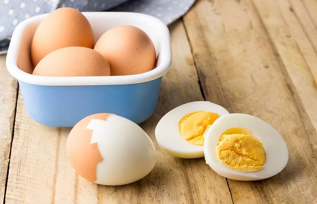每天吃鸡蛋有什么好处(什么人不适合吃鸡蛋)