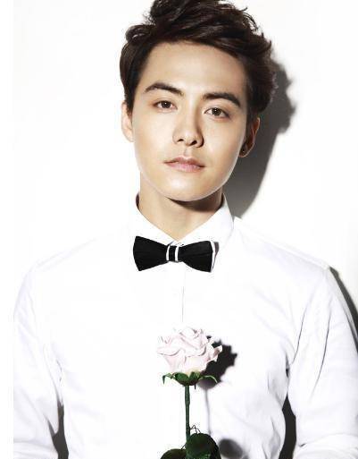 5岁丧母父亲离家出走,被传同性恋,出道13年他仍是赤诚少年_马天宇