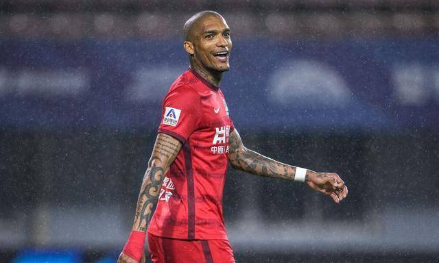 卡兰加突然到上海绝不是去潇洒,河南队与巴西人似乎到了嘉禾望岗_的