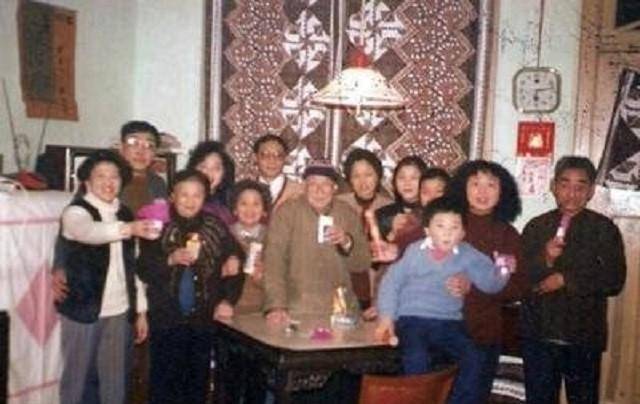 张爱玲姑姑张茂渊:初恋结婚后,她为爱苦等50年,79岁与初恋成婚_李开弟