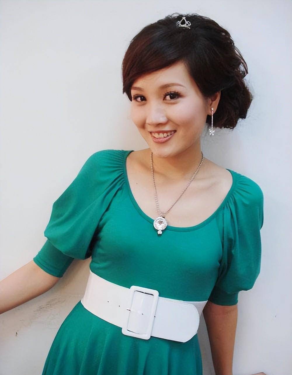 东南卫视美女古晓:一定要做一个自信的女人,我一定会做得最好_工作
