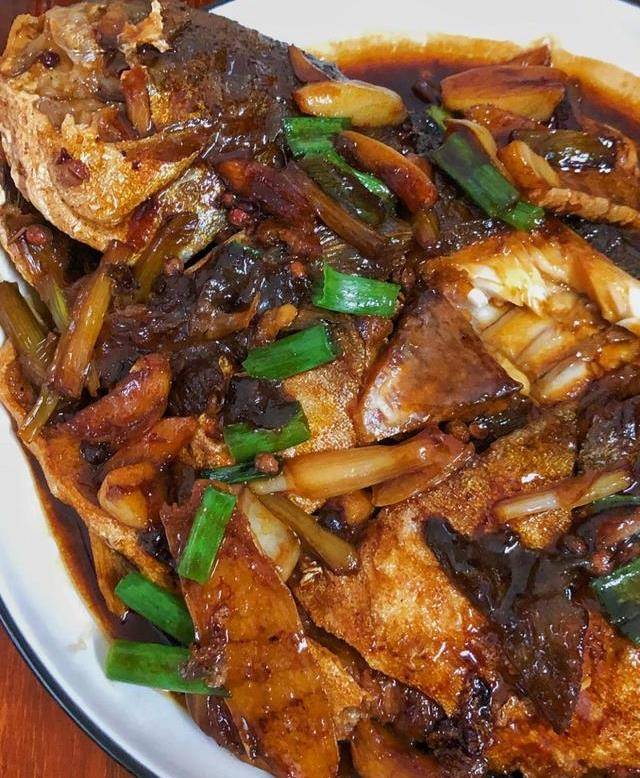 万能的红烧鱼做法!浓郁鲜嫩,下酒下饭!简单易学,超好吃!