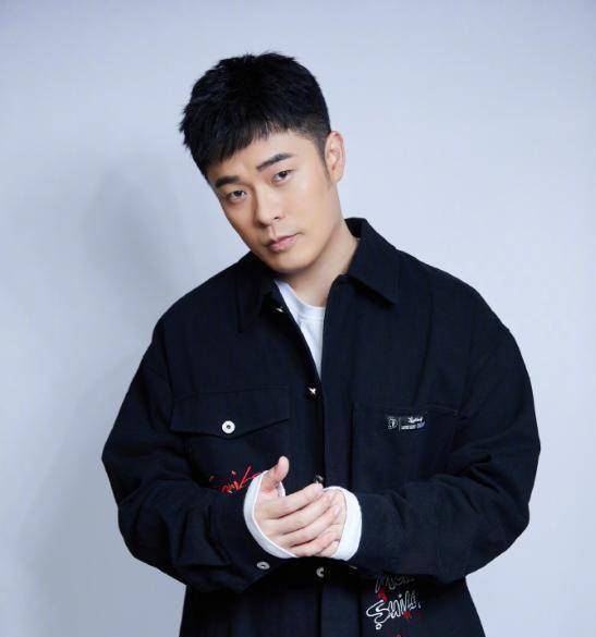 陈赫更博向顾客道歉,言辞恳切态度真诚,网友夸赞他大气有担当_事件