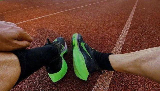 韩寒逆袭成功,重回颜值巅峰!