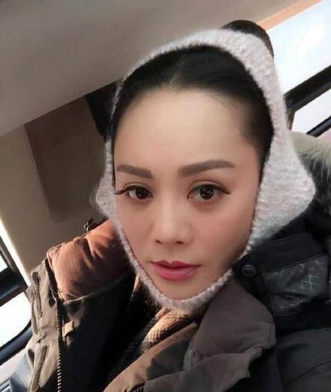 姜文对她迷恋,张国荣认她做妹妹,当年的宁静有多美?