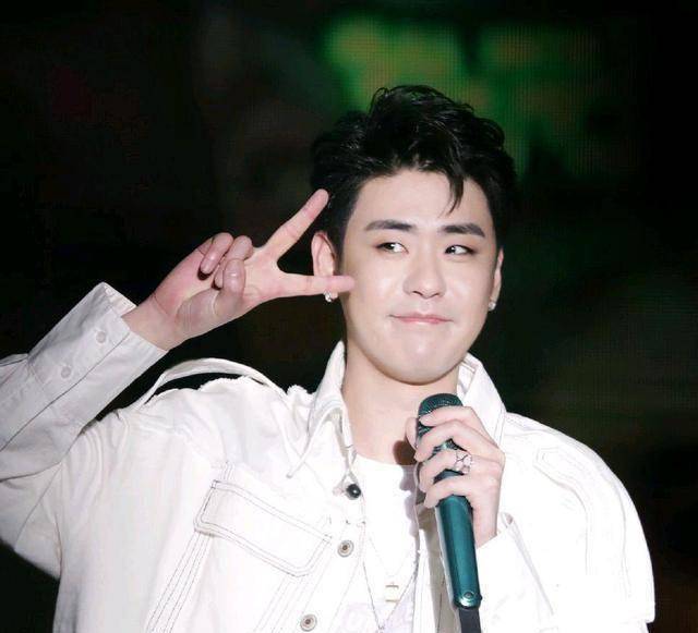 张云雷亲自官宣,粉丝高兴的要疯了_相声_因为_专场