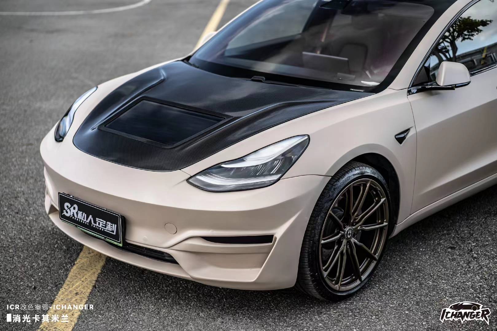 特斯拉model3-ichanger改色膜消光卡其米兰,丝滑度肉眼可见_搜狐汽车