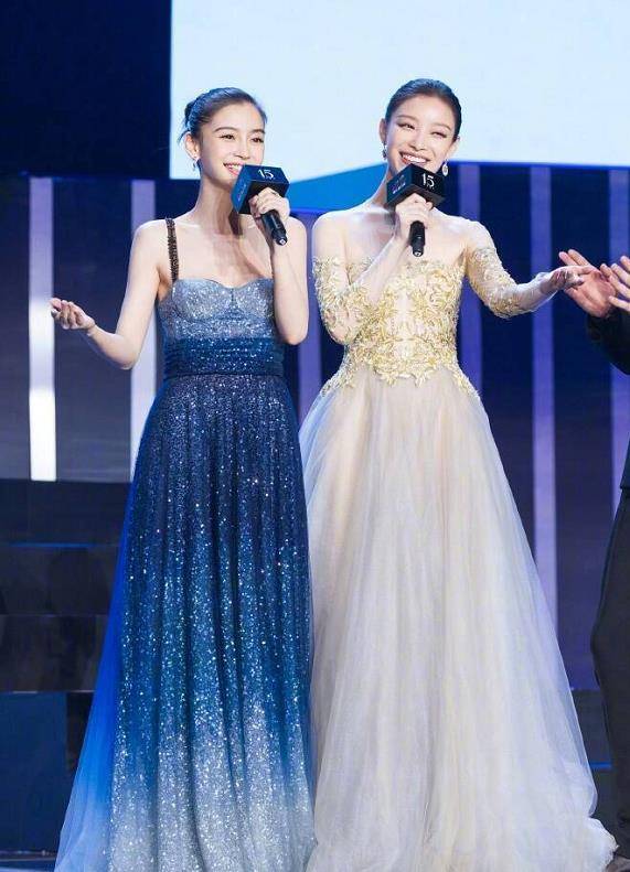 angelababy为倪妮庆生,晒闺蜜合照大秀姐妹情,网友:太养眼了吧_美女