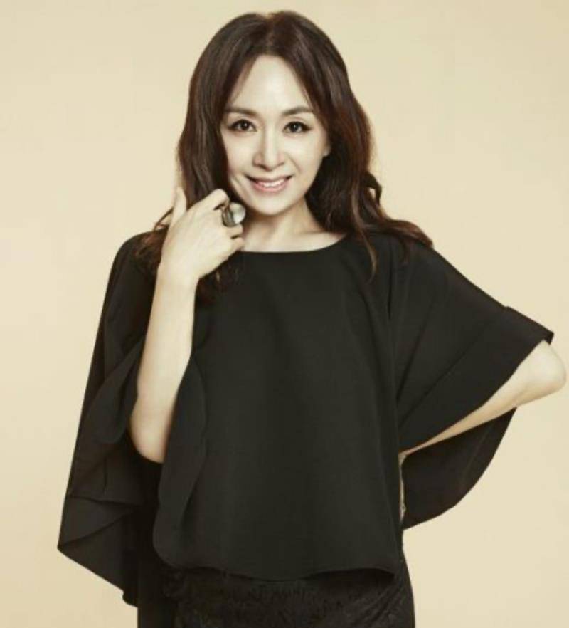 第一部是丁一宇,金范,朴敏英,第二部是黄静恩和申世景,第三部是白珍熙