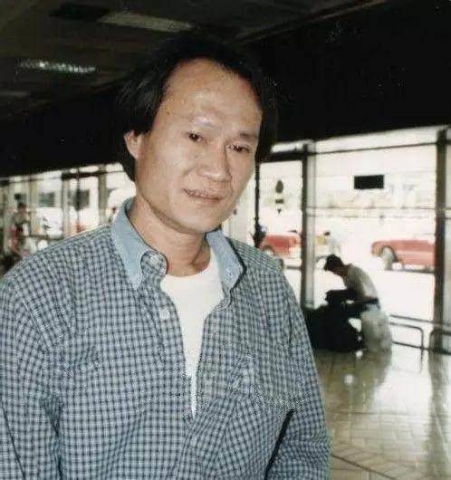 《僵尸道长2》(1996)中扮演毛小方和小虾米)九叔与程东(《僵尸道长2》