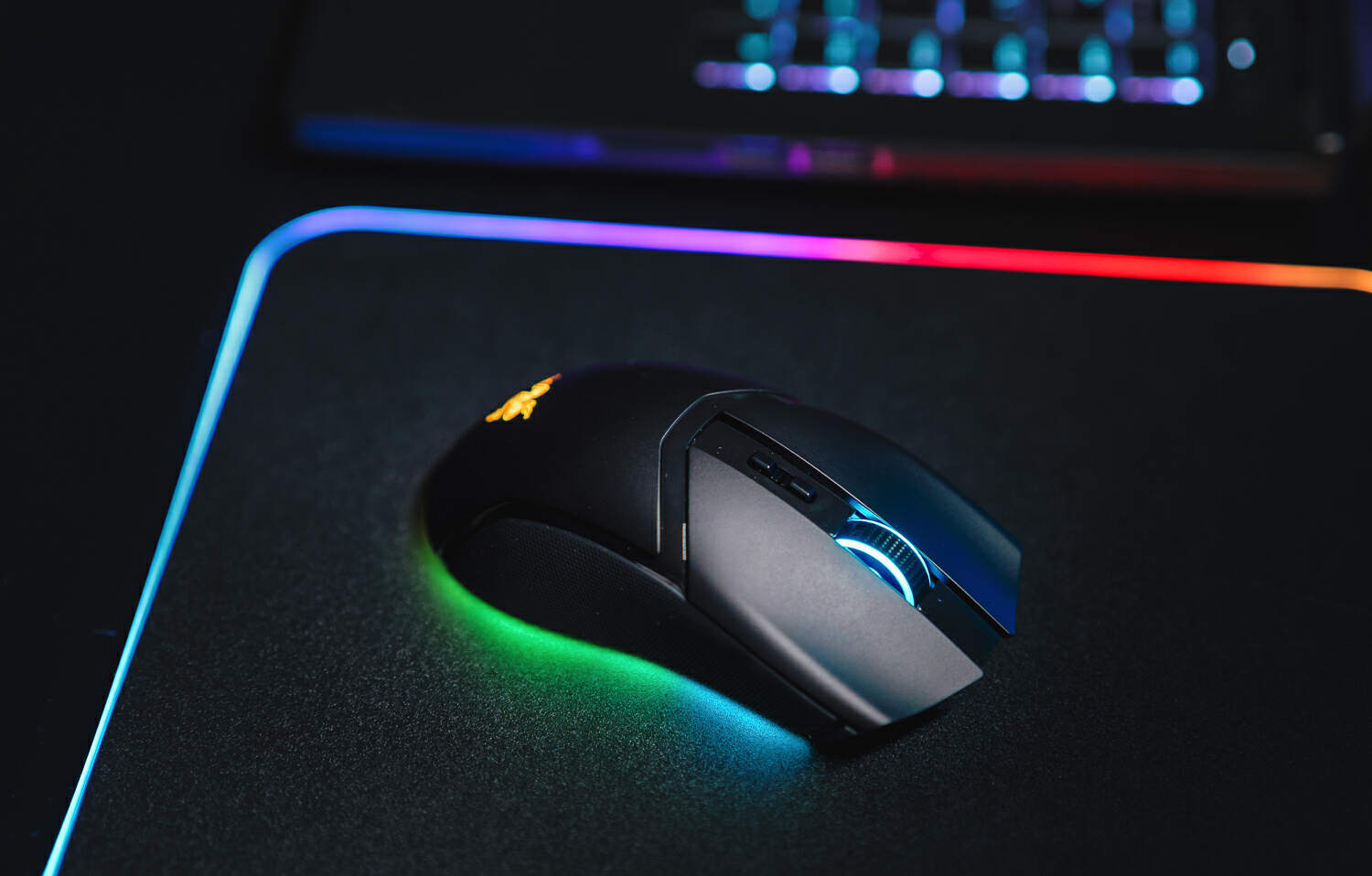 专为小手用户定制的旗舰鼠标!razer cobra pro 眼镜蛇专业版_雷蛇