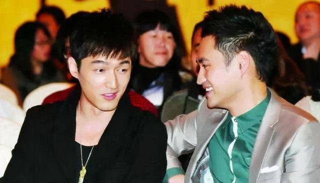 励志男神胡歌:从一夜成名到车祸"毁容",他出道16年为何零绯闻_演技