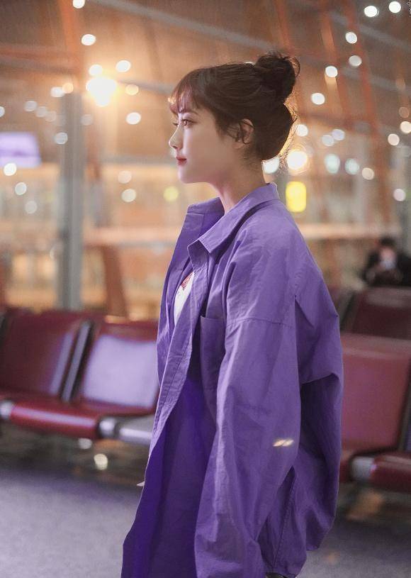 难怪lo裙那么受欢迎,看了李艺彤的绝版lo裙,才懂了艺术_裙子_感觉