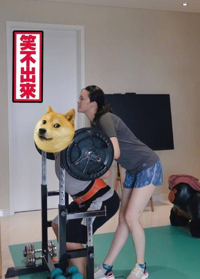 惠若琪带老公健身挥汗如雨想要按秒收费_杨臻博_带着_陪练