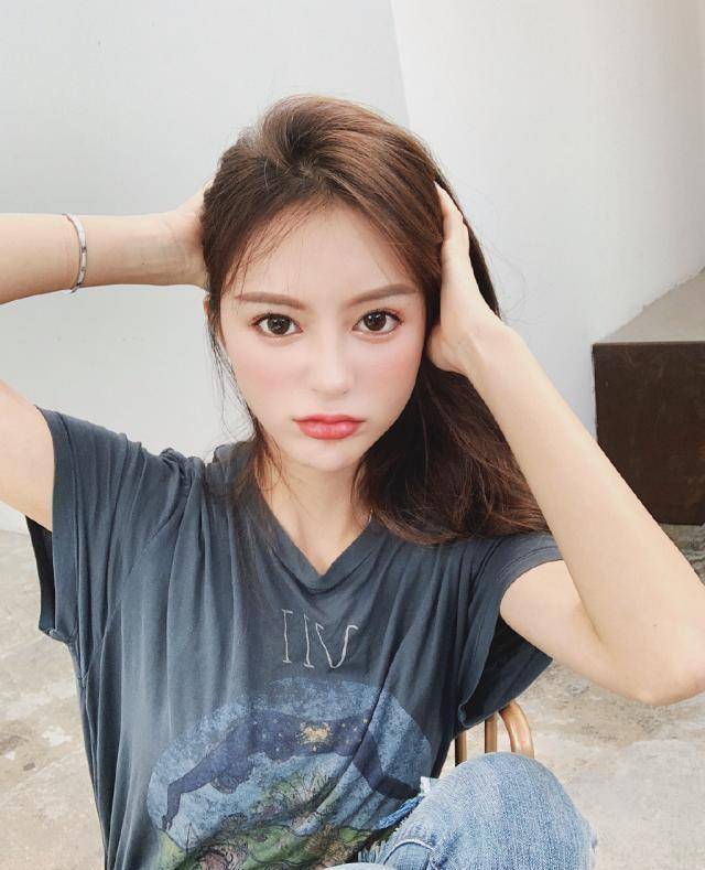 校长实在太专一,这脸蛋似曾相识?_王静雅_朋友_交往